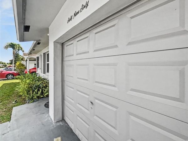 6960 NW 11th Ct, Margate, FL 33063