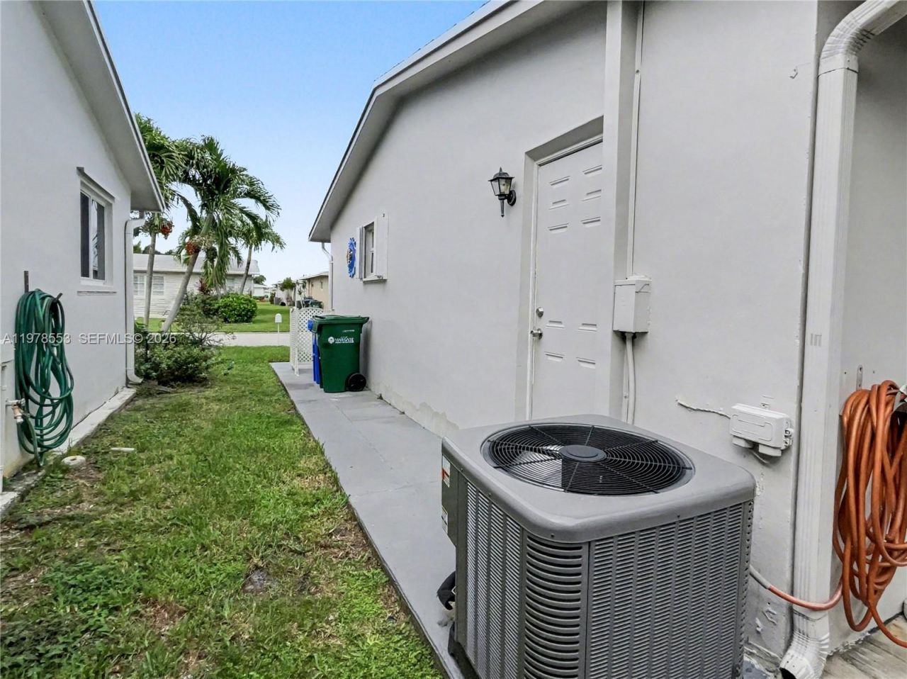 6960 NW 11th Ct, Margate, FL 33063 Photo
