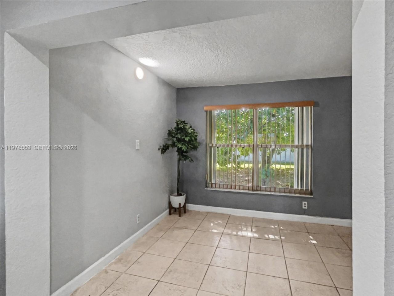 6960 NW 11th Ct, Margate, FL 33063 Photo