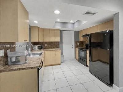 6960 NW 11th Ct, Margate, FL 33063 Photo