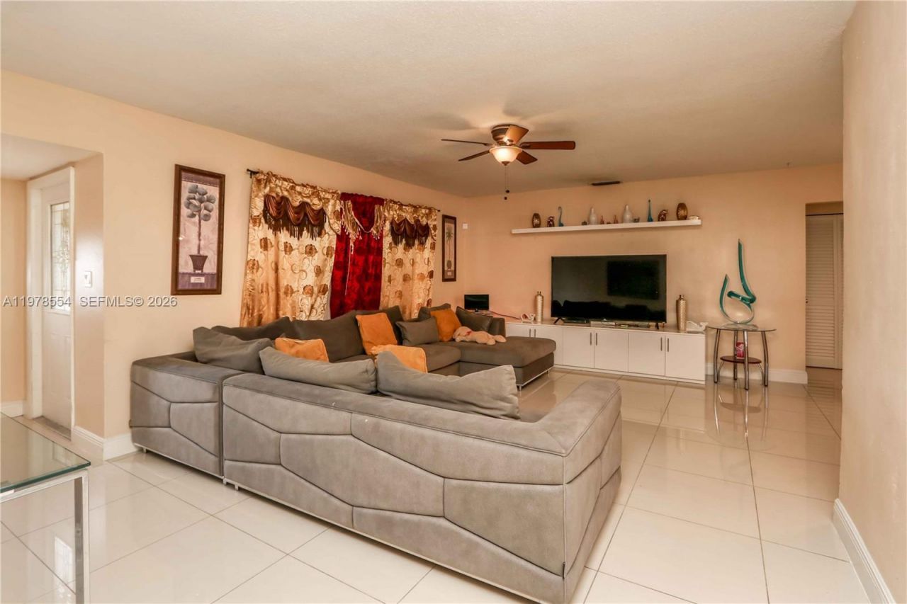 7769 Biltmore Blvd , Unit -, Miramar, FL 33023 Photo
