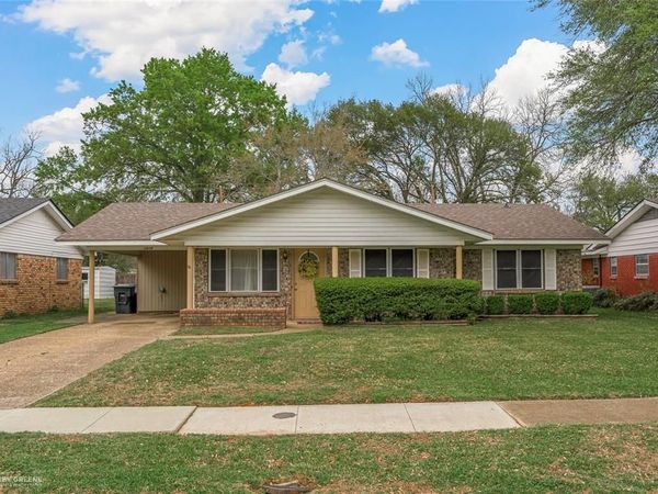 1819 Mars Drive, Bossier City, LA 71112