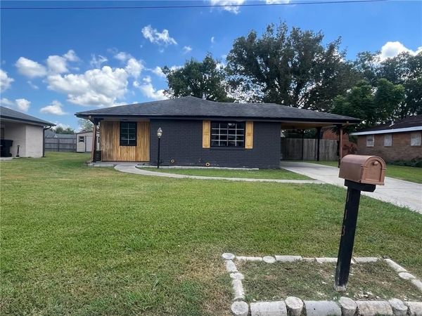 113 TINSLEY Drive , Belle Chasse, LA 70037