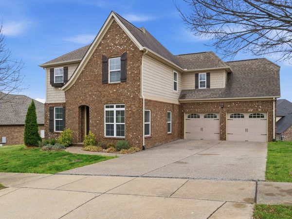 110 Irvine Ln, Franklin, TN 37064