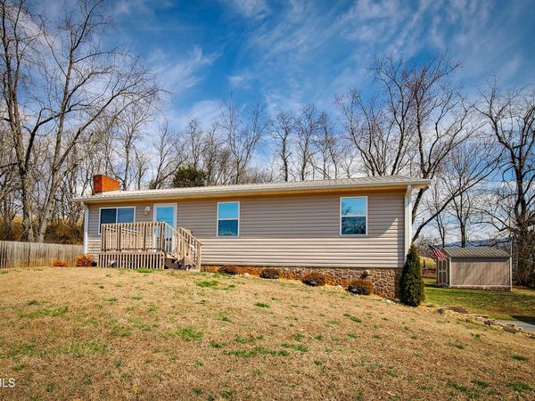 153 Pinnacle Drive, Elizabethton, TN 37643