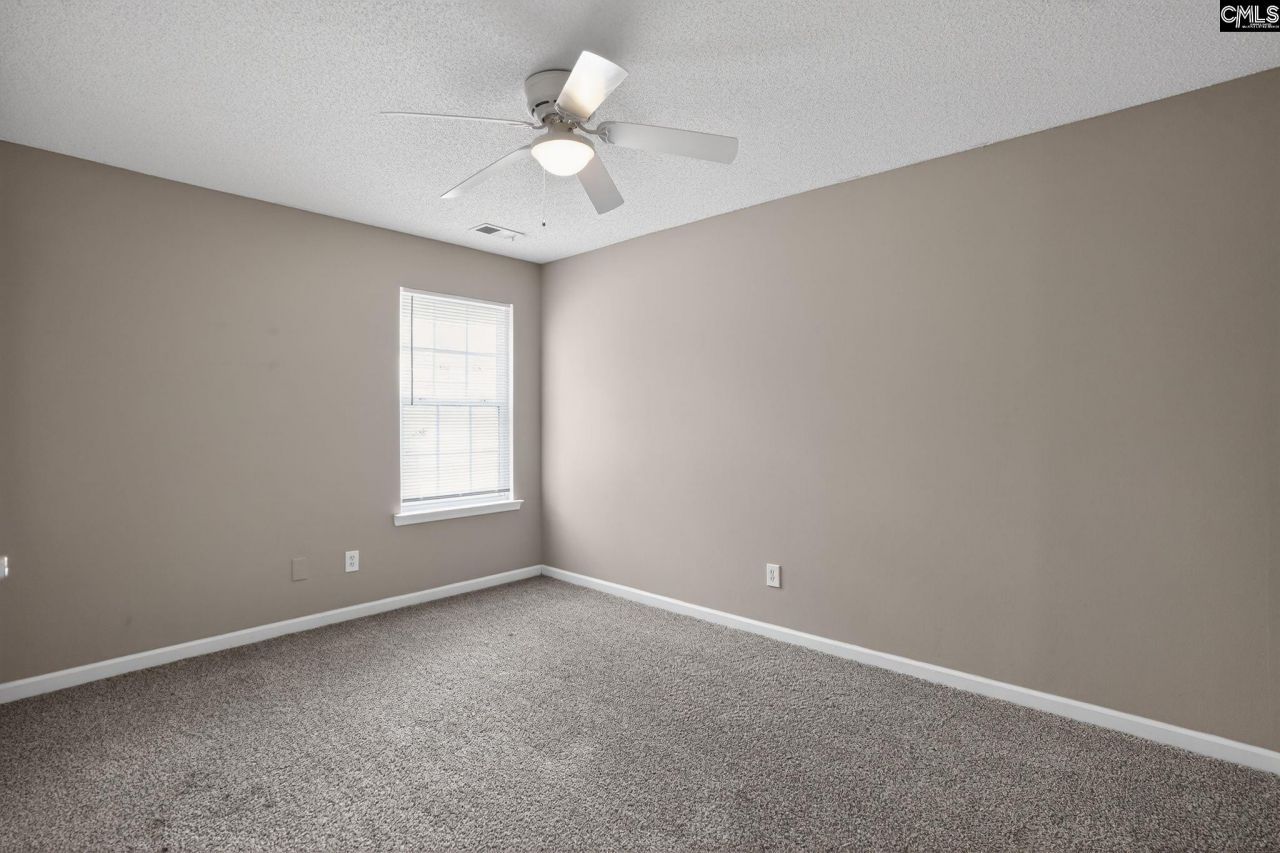 302 Blythe Creek Drive Photo 18