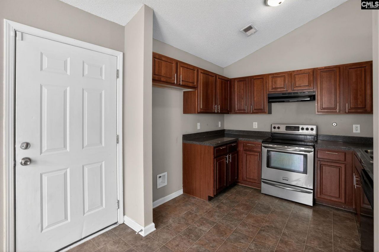 302 Blythe Creek Drive Photo 19