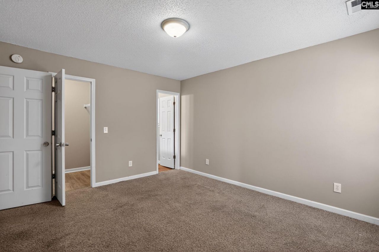 302 Blythe Creek Drive Photo 25