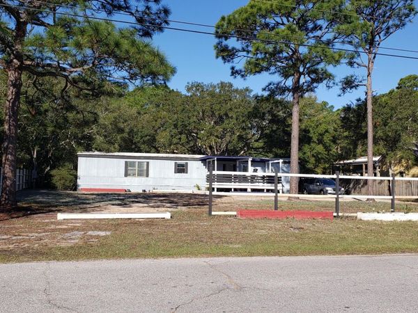 1857 Esplanade Street, Navarre, FL 32566