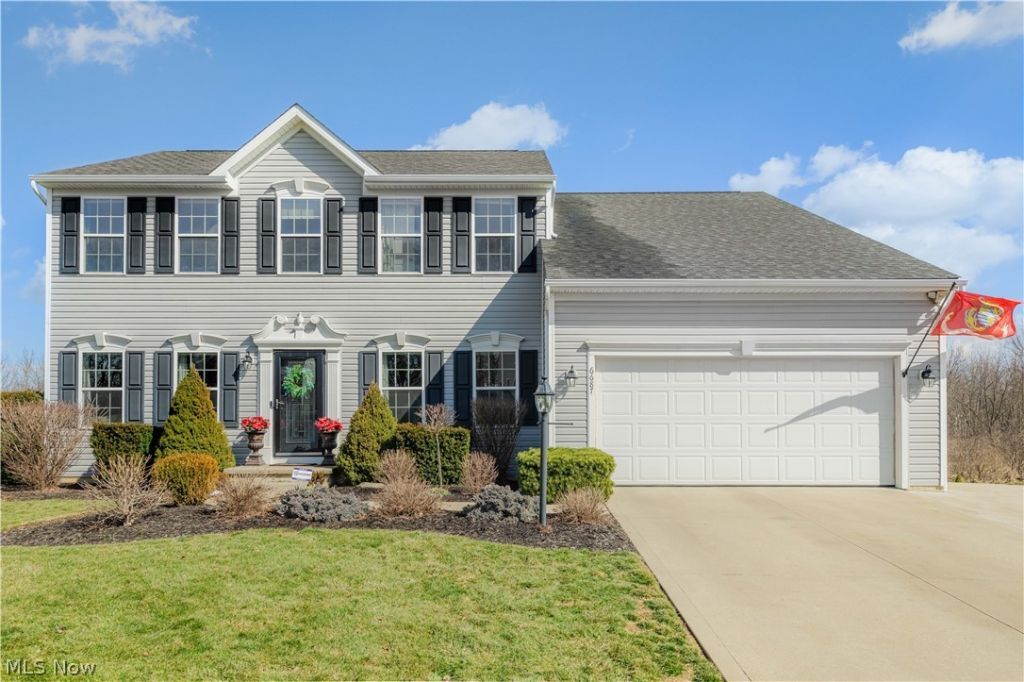 6687 List Street Nw, Canton, OH 44708 Main Photo