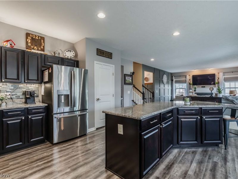 6687 List Street NW, Canton, OH 44708 Photo 10