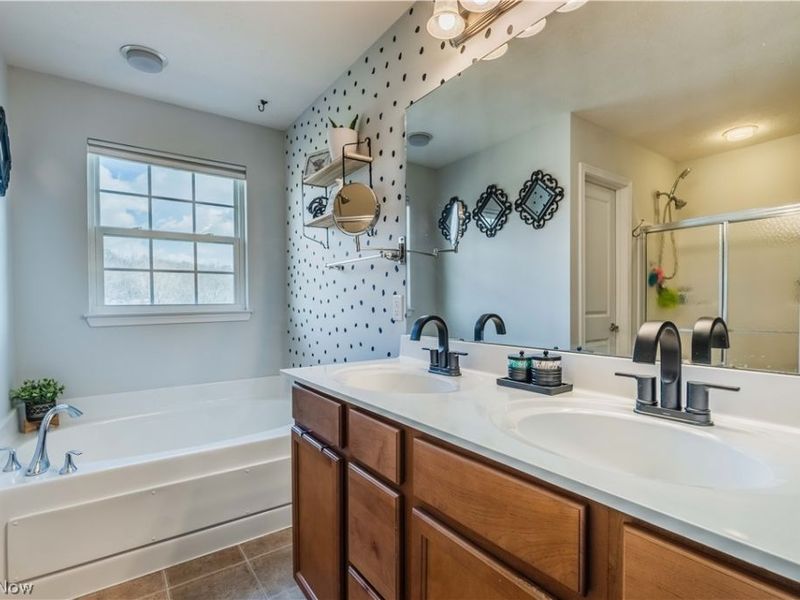 6687 List Street NW, Canton, OH 44708 Photo 18