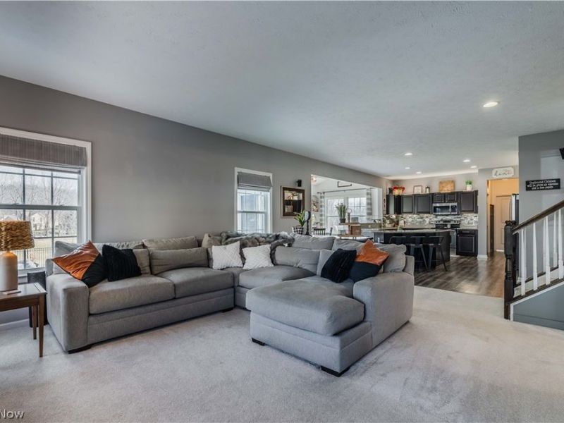 6687 List Street NW, Canton, OH 44708 Photo 6