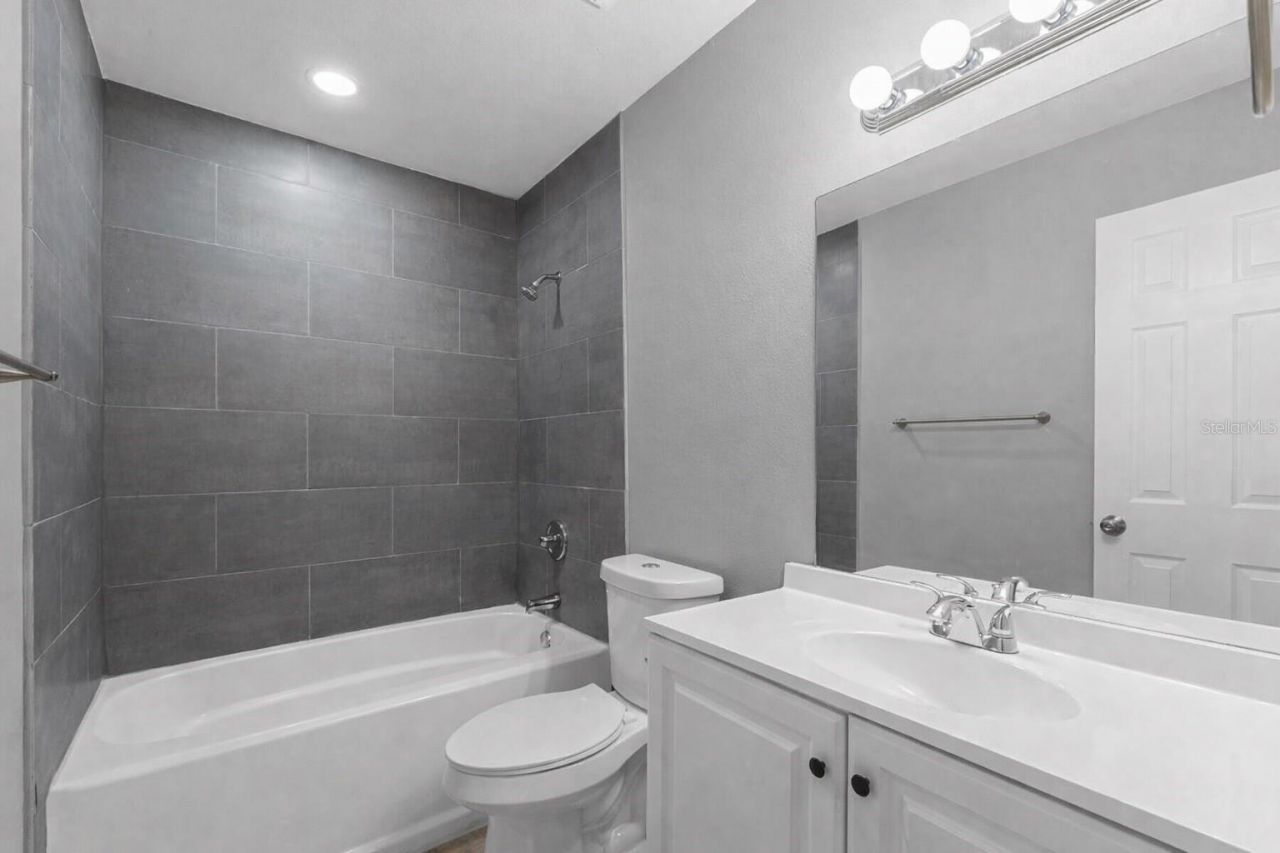 1000 Transmitter Road , Panama City, FL 32401 Photo