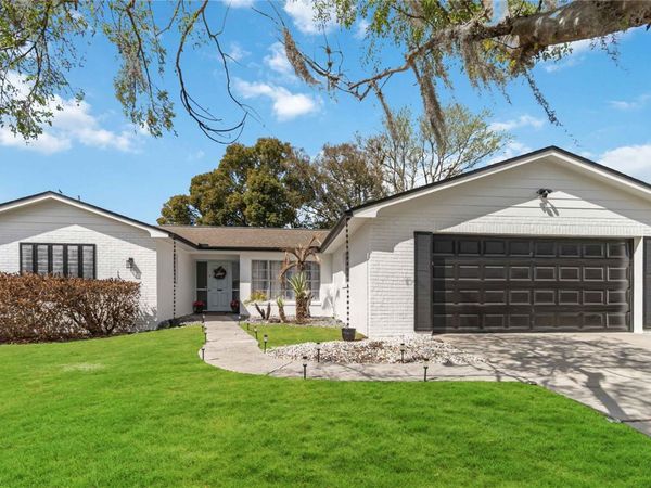 621 ALDAMA COURT, OCOEE, FL 34761