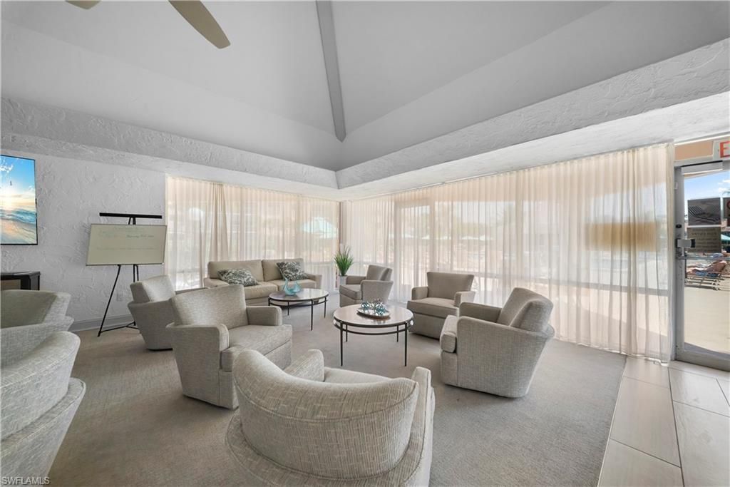 170 Turtle Lake Ct, Unit 109, Naples, FL 34105 Photo