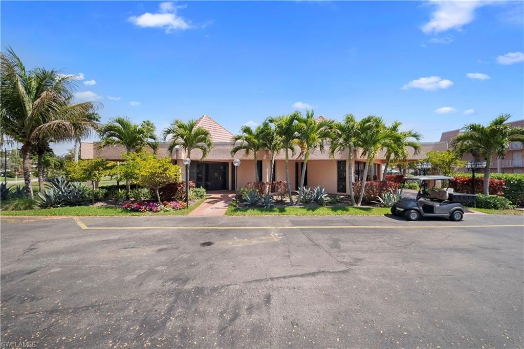 170 Turtle Lake Ct, Unit 109, Naples, FL 34105 Photo