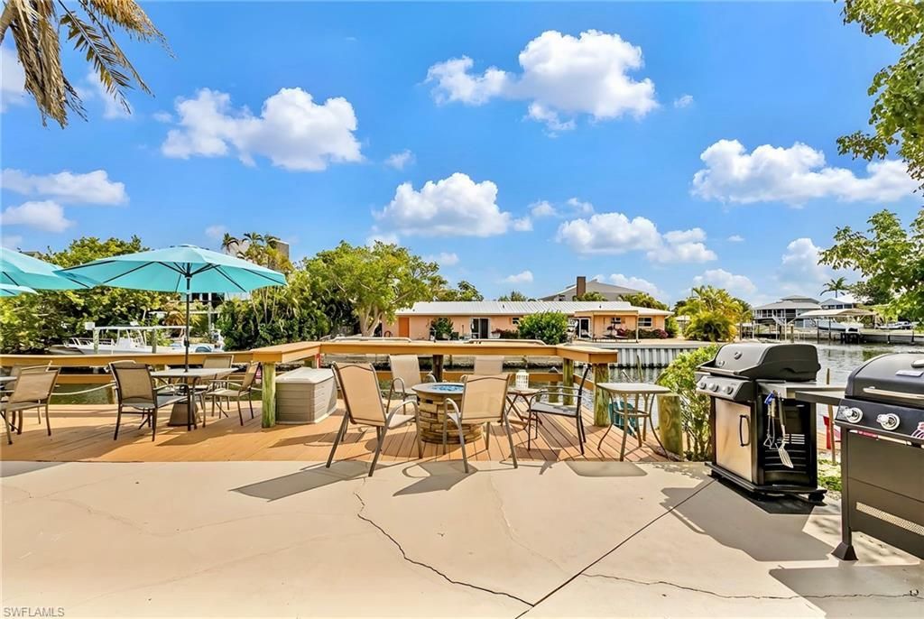 3226 Stringfellow Rd , Saint James City, FL 33956 Photo