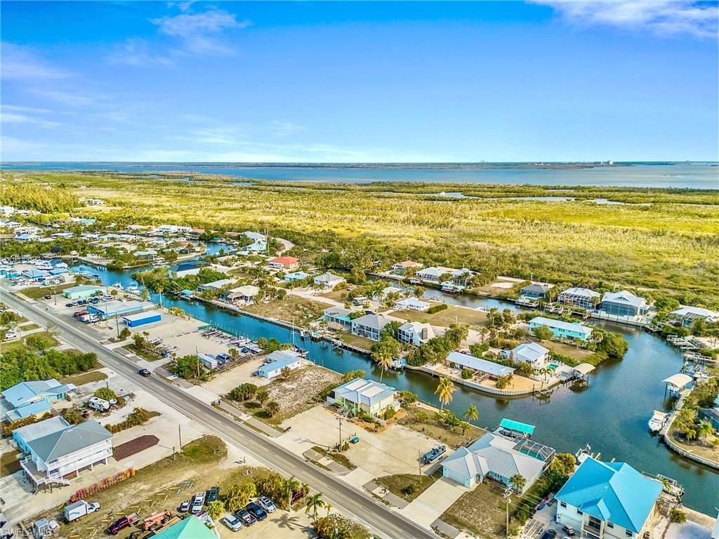 3226 Stringfellow Rd , Saint James City, FL 33956 Photo