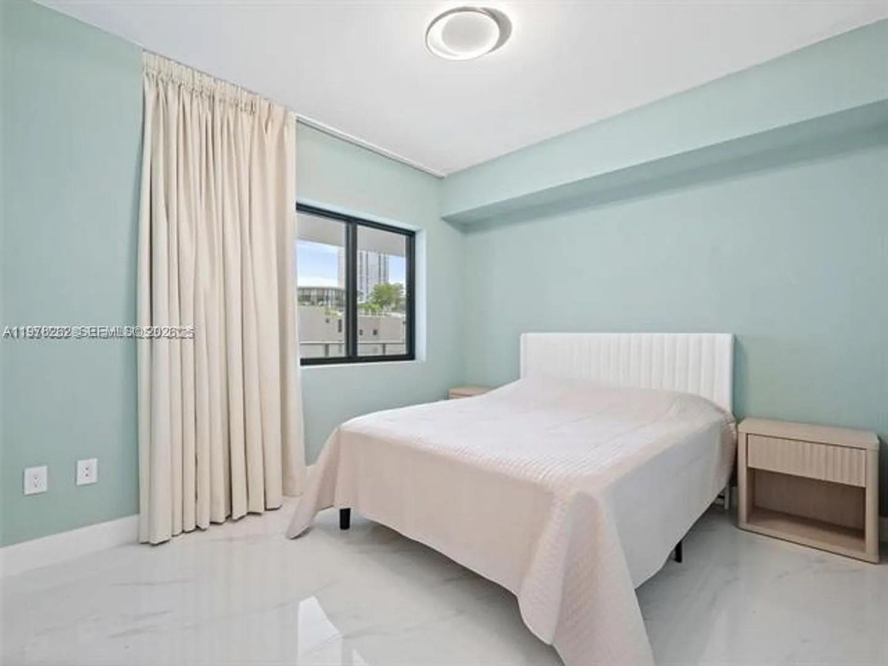 700 NE 24th St, Unit 606, Miami, FL 33137 Photo