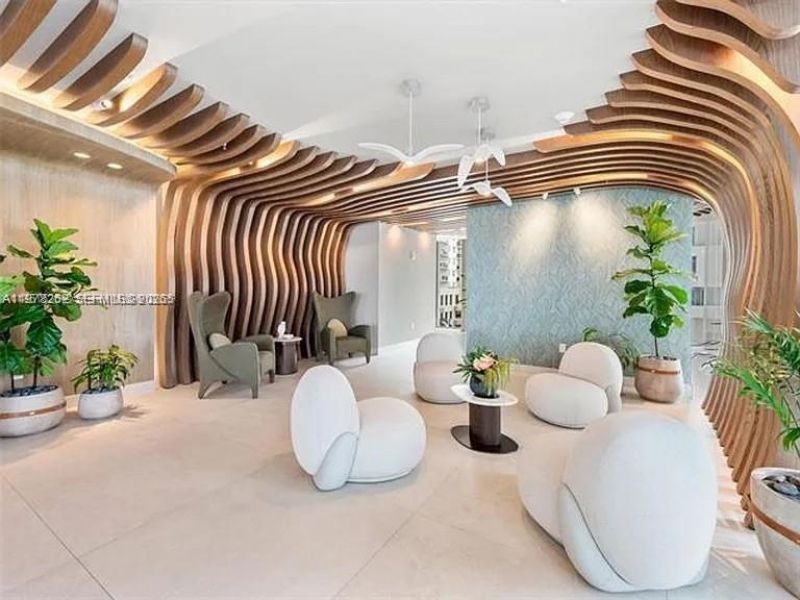 700 NE 24th St, Unit 606, Miami, FL 33137 Photo