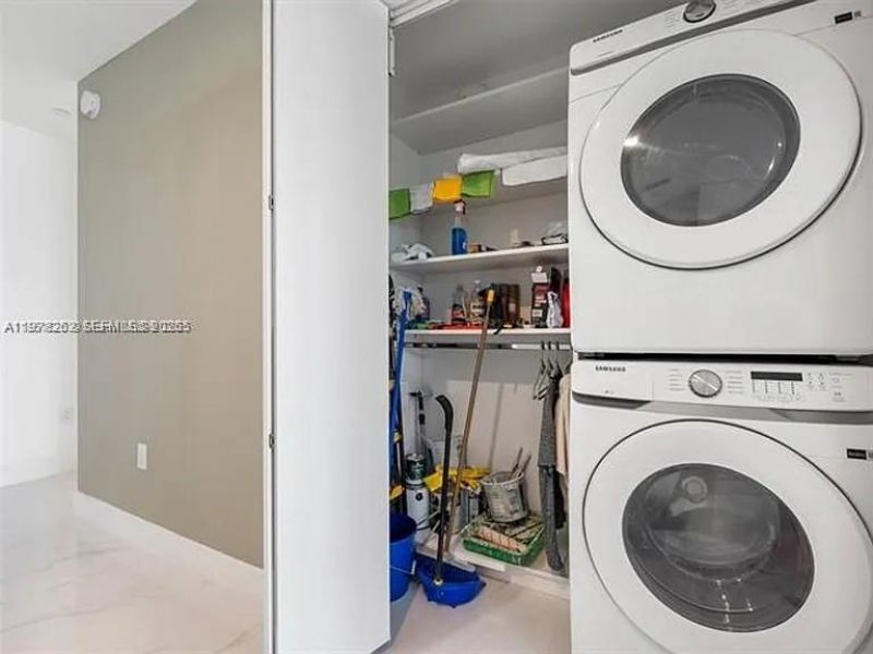 700 NE 24th St, Unit 606, Miami, FL 33137 Photo