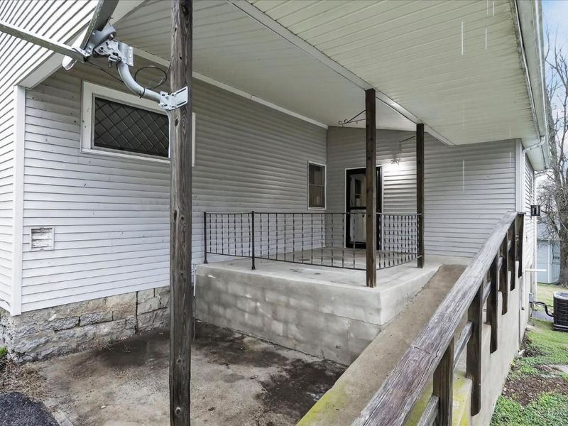 648 N High Street, Hillsboro, OH 45133 Photo 7