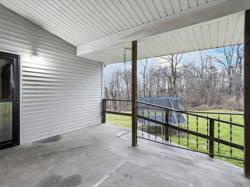 648 N High Street, Hillsboro, OH 45133 Photo 8