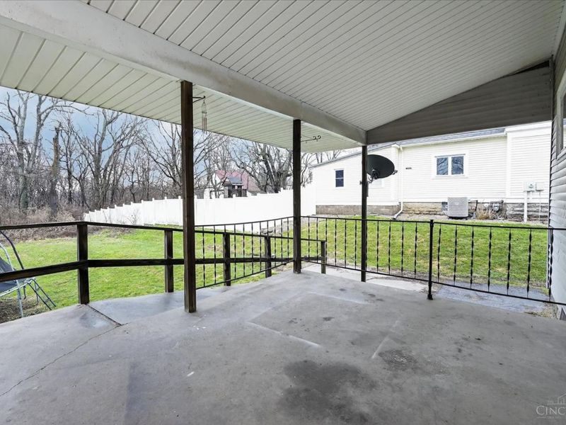 648 N High Street, Hillsboro, OH 45133 Photo 9