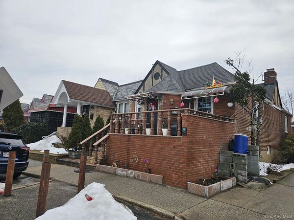 179-10 Mathewson Court , Jamaica, NY 11434