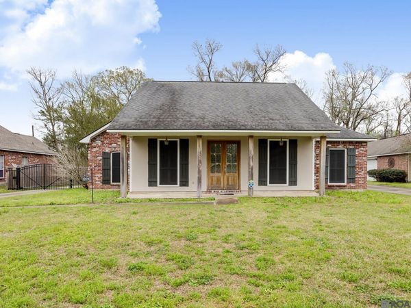 12010 Spring Meadow Dr, Baton Rouge, LA 70818