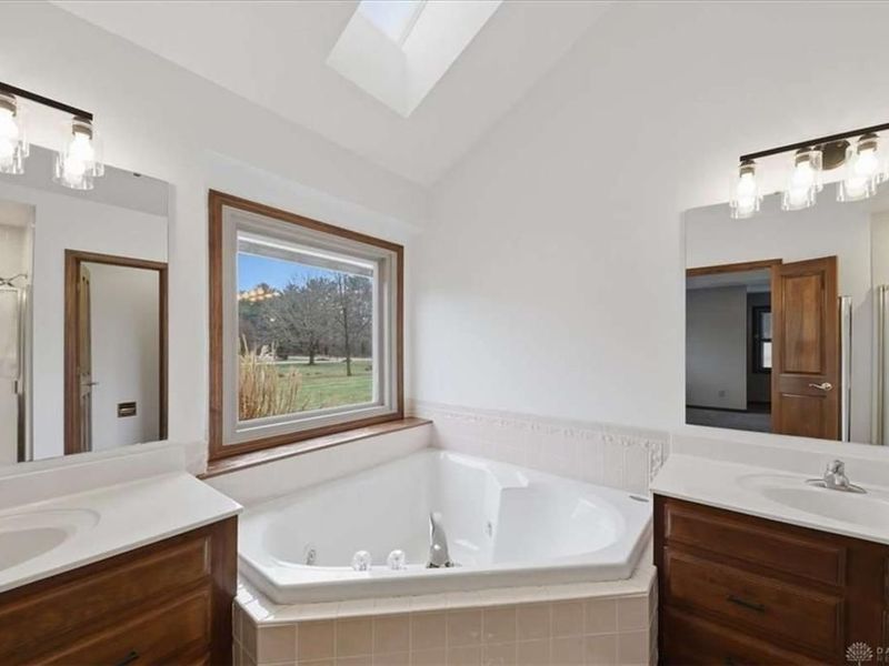 10292 Meeker Road, Dayton, OH 45414 Photo 32