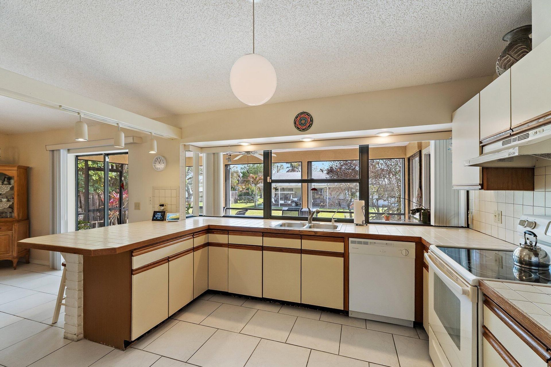 7954 SE Carlton Street E, Hobe Sound, FL 33455 Photo