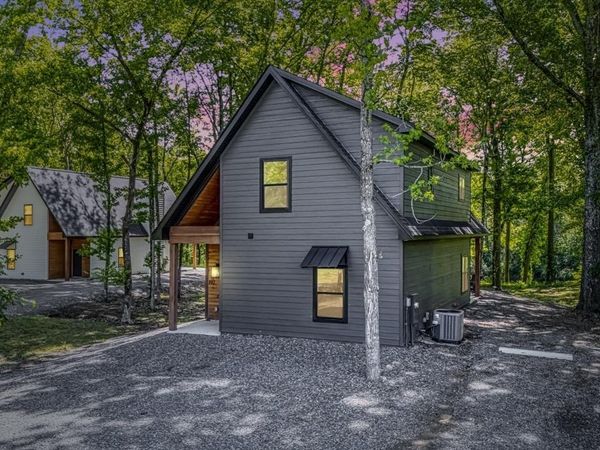 197 Sunshine Ln, Pangburn, AR 72121