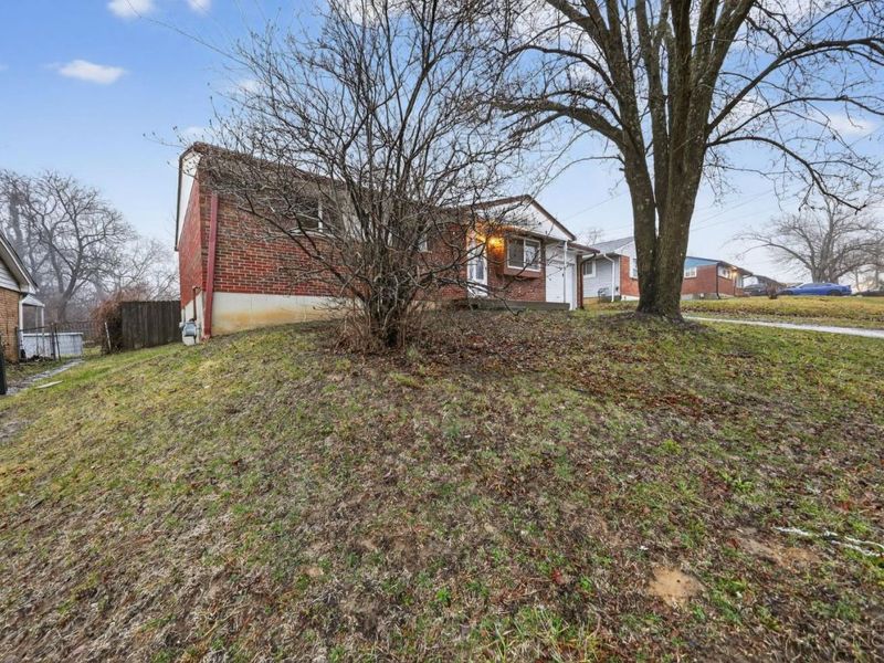 3250 Springdale Road, Colerain Township, OH 45251 Photo 3