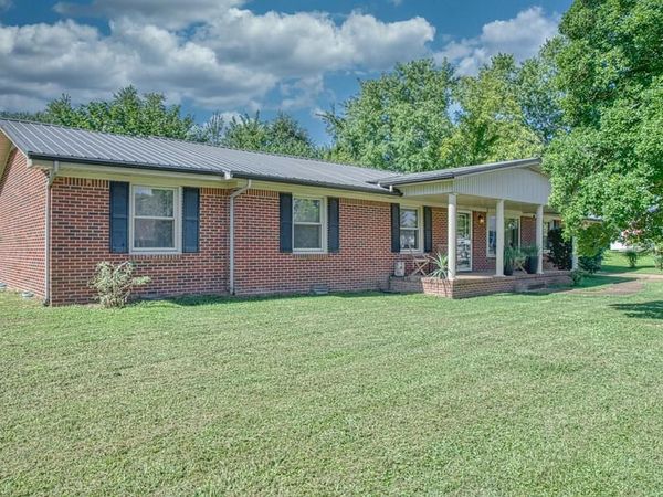 1115 Patrick St, Cookeville, TN 38501