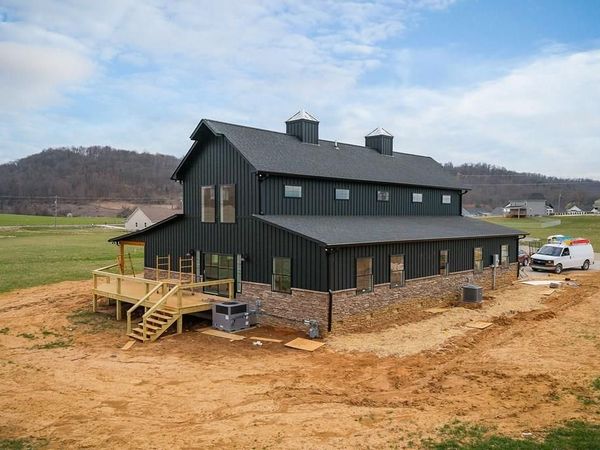 123 Cattlemans Dr., Sparta, TN 38583