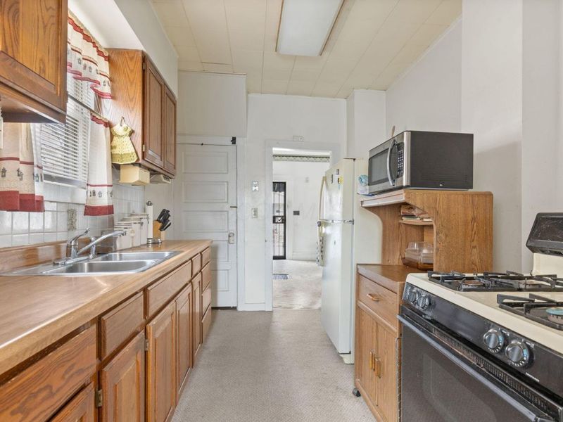 271 Midland Avenue , Columbus, OH 43223 Photo 10