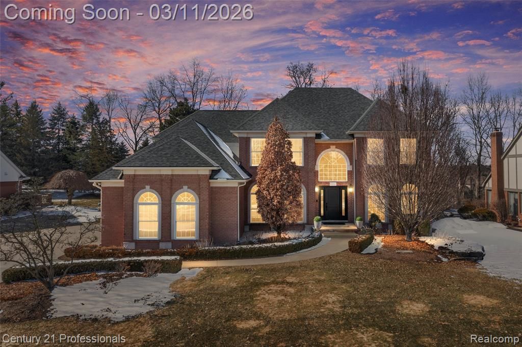 2392 Kingscross Drive, Shelby Township, MI 48316 Main Photo