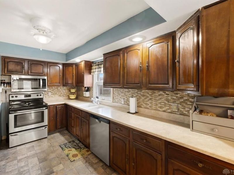 21 Medway Drive, Bethel Township, OH 45341 Photo 25