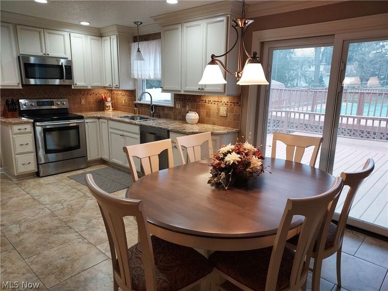 1329 Valley View Drive, Youngstown, OH 44512 Photo 5