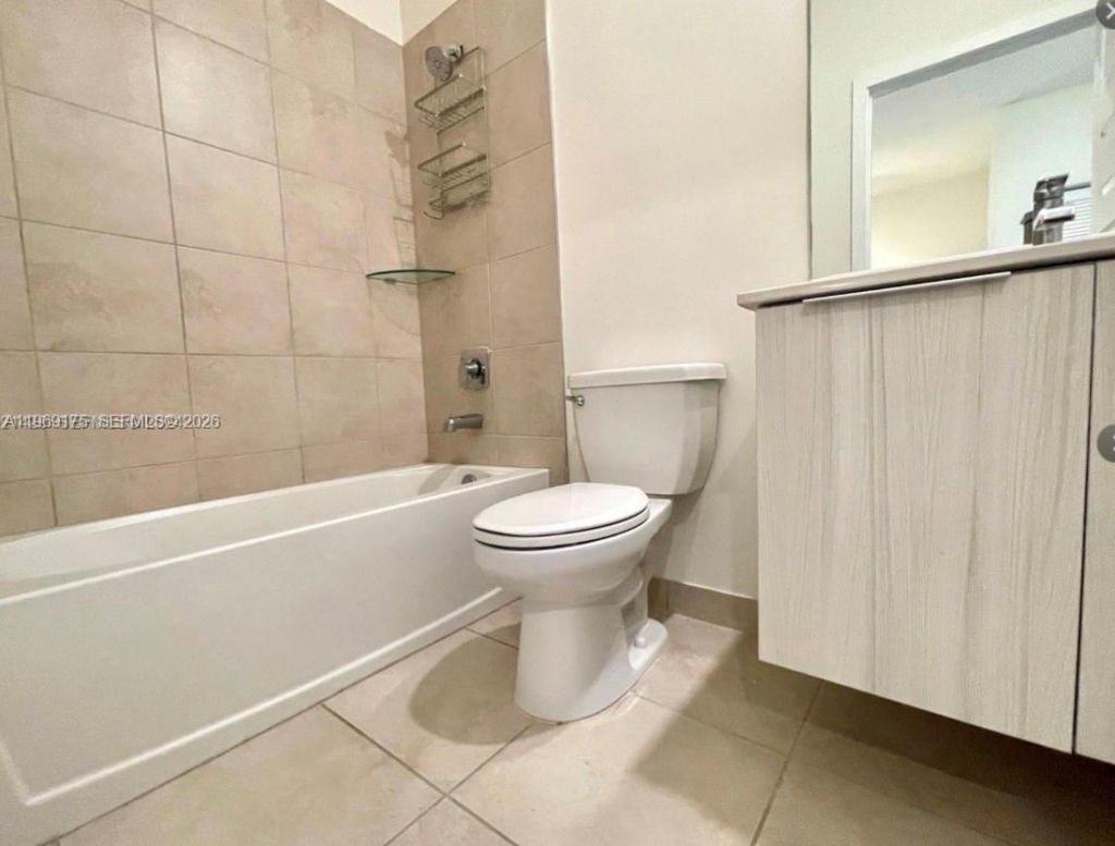 9117 NW 159th St, Miami Lakes, FL 33018 Photo