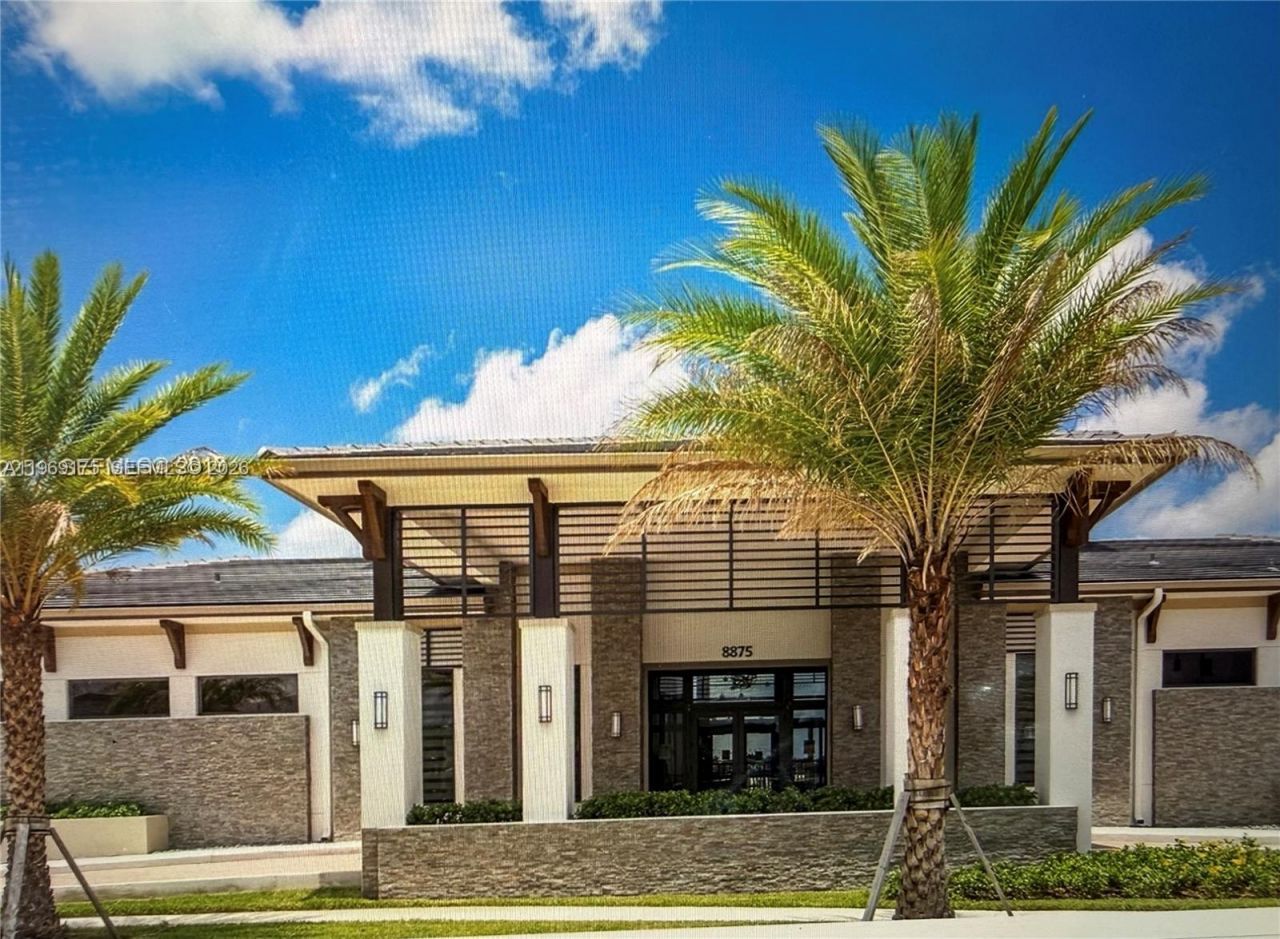 9117 NW 159th St, Miami Lakes, FL 33018 Photo