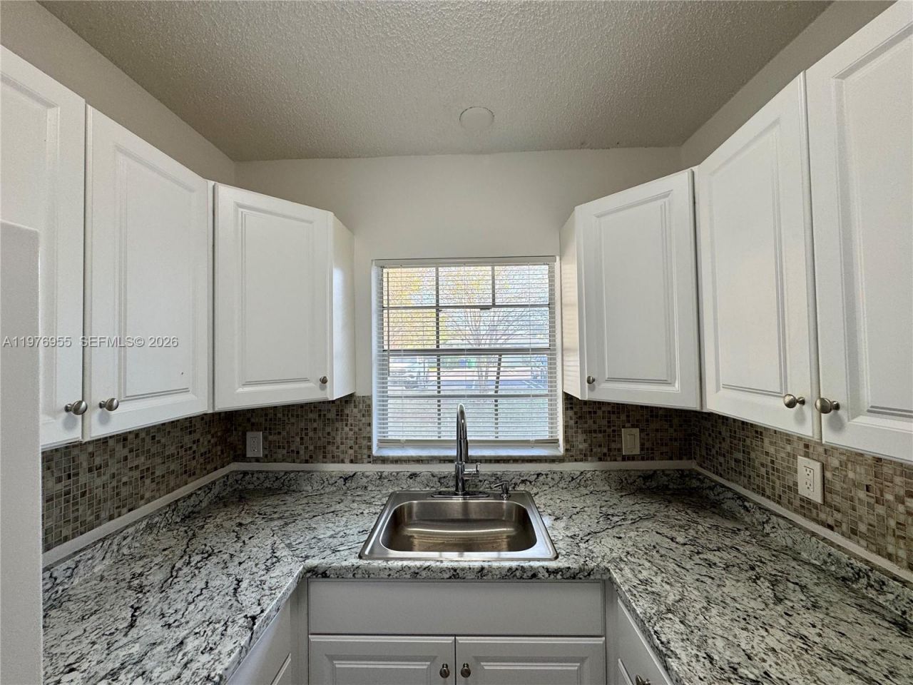 4140 Woodside Dr, Unit 107, Coral Springs, FL 33065 Photo