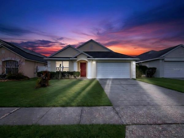 15434 MARKHAM DRIVE , CLERMONT, FL 34714