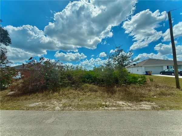 2613 71st ST W, LEHIGH ACRES, FL 33971