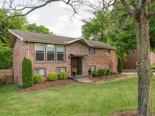 237 Eisenhower Dr , Nashville, TN 37211