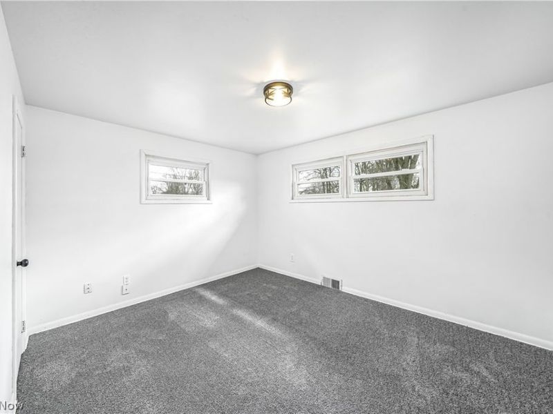 270 Durst Drive NW, Warren, OH 44483 Photo 13