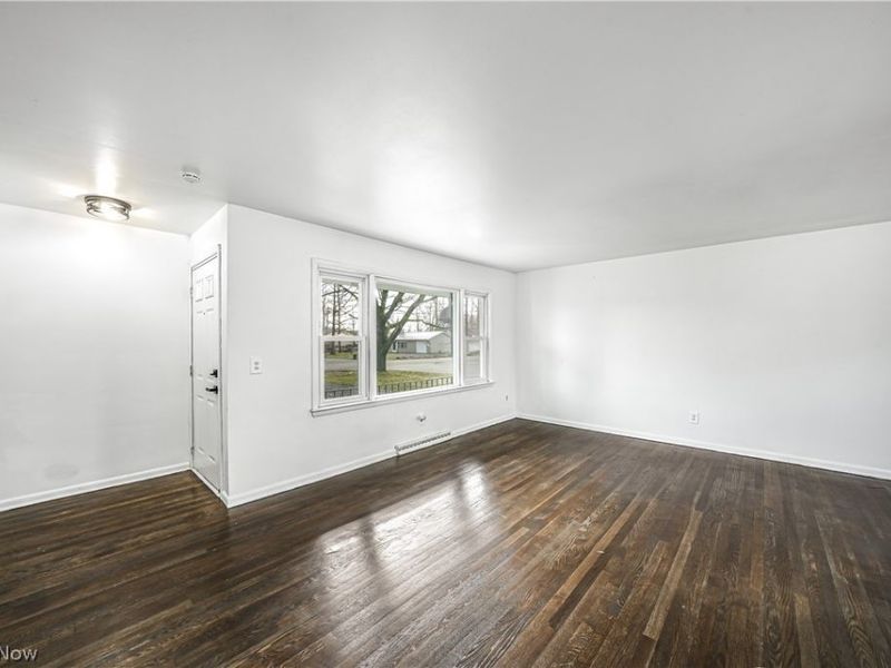 270 Durst Drive NW, Warren, OH 44483 Photo 9