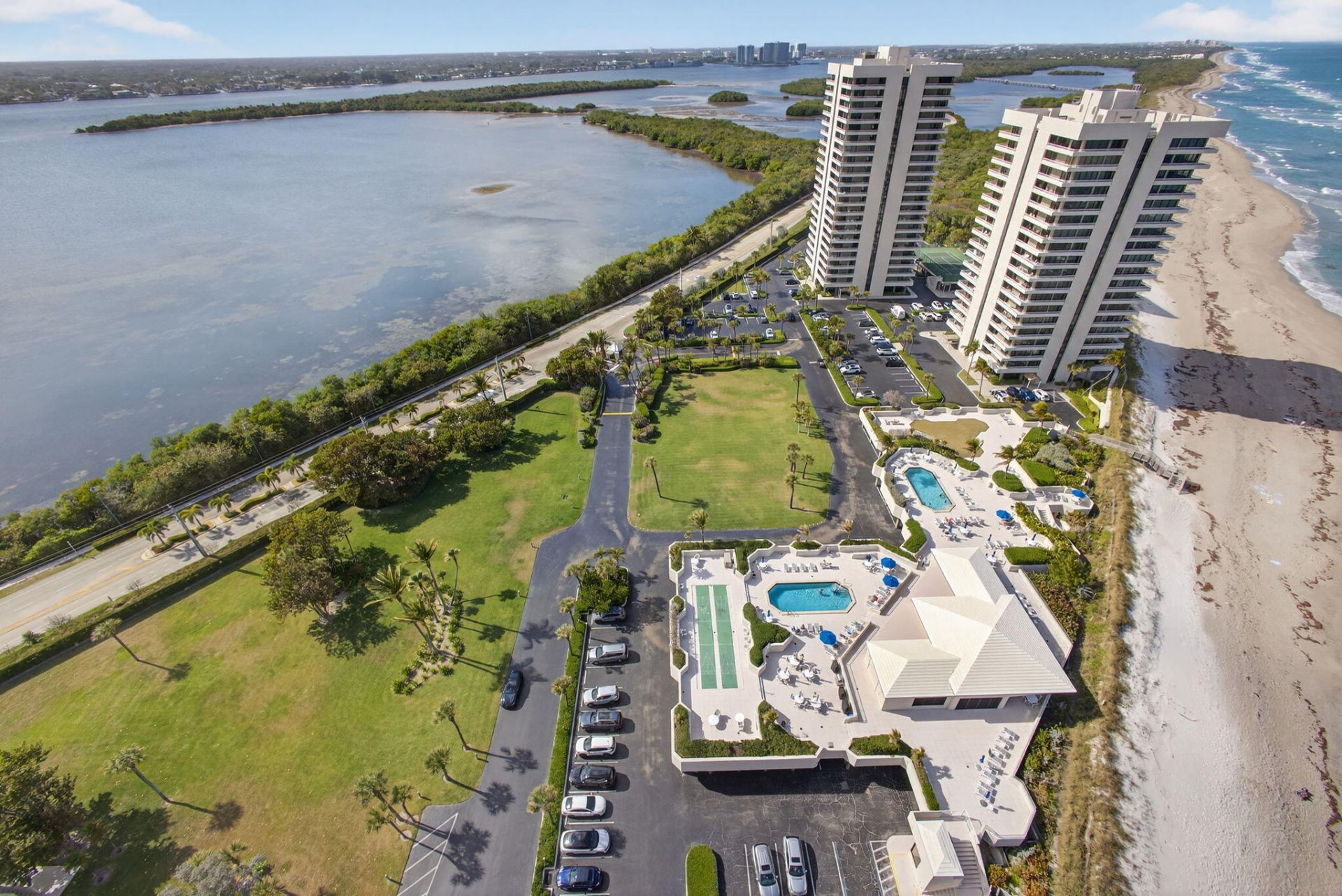 5510 N Ocean Drive, Unit 26c, Singer Island, FL 33404 Photo